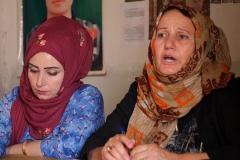 "Experiment Rojava in Syrien - Eine Gesellschaft im Aufbruch". Frauenrat Fatma & Fehriya. Regie: Robert Krieg